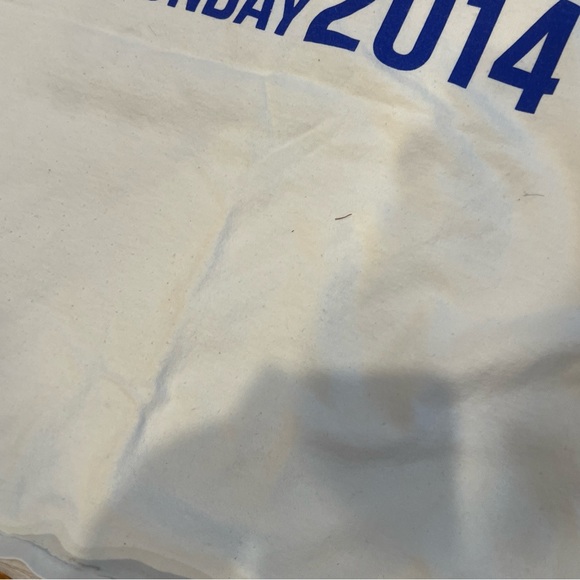 Boston Strong 2014 Marathon Tank Top Year After Attack Rare. Size Medium - Picture 10 of 10